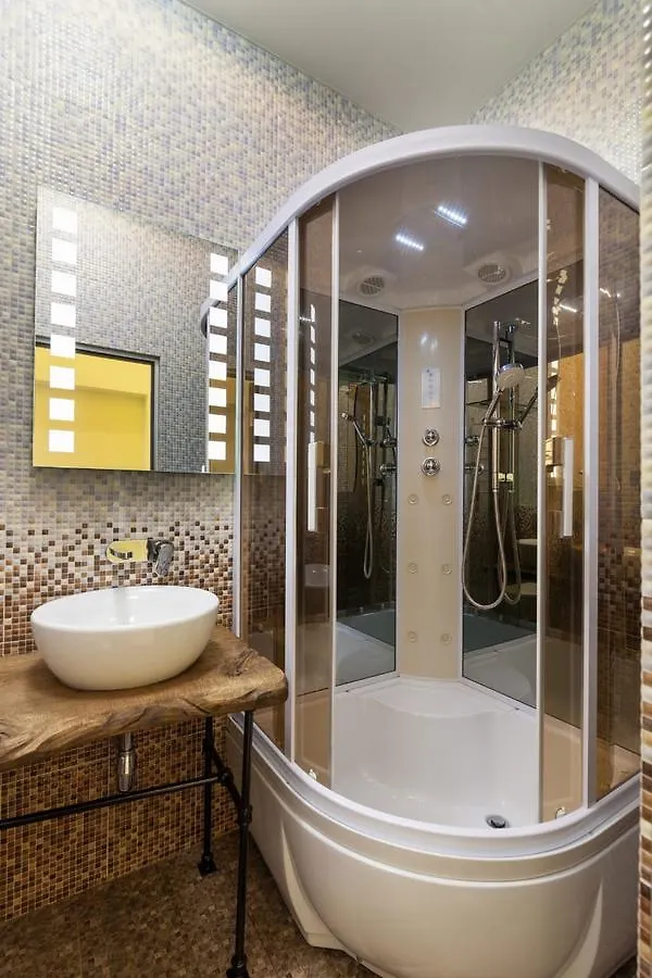 Vip Apartment In ♥ Of Львов 0*,